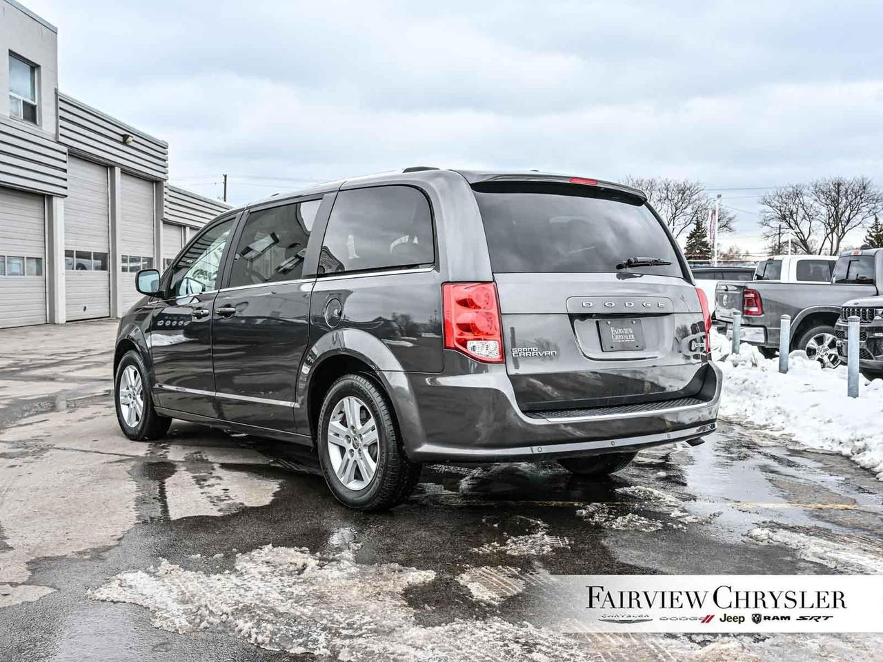 2019 Dodge Grand Caravan Crew BLIND SPOT   NAV   BACK UP CAMERA   PWR DOORS Photo
