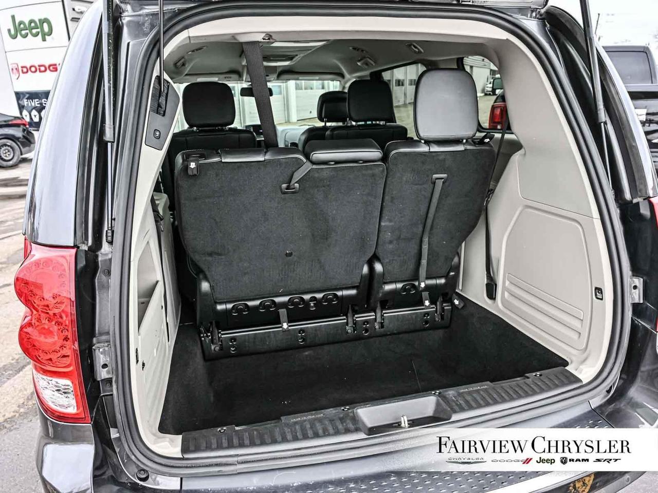 2019 Dodge Grand Caravan Crew BLIND SPOT   NAV   BACK UP CAMERA   PWR DOORS Photo