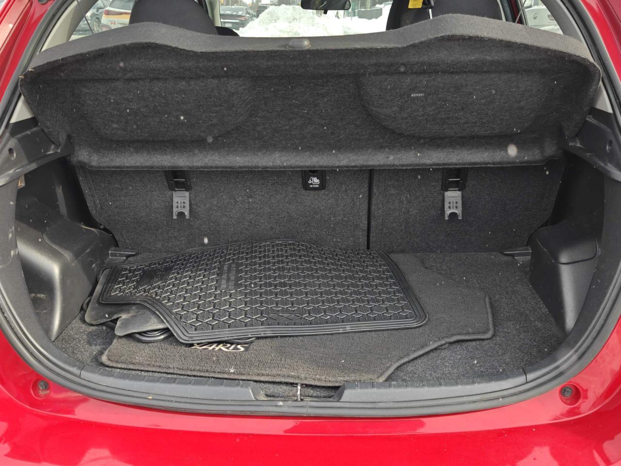 2018 Toyota Yaris LE (A4) 5dr Hatchback Photo2