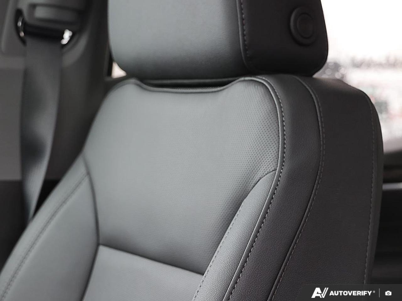 2026 GMC Sierra 1500 Crew Cab Short Box 4-Wheel Drive SLT Photo