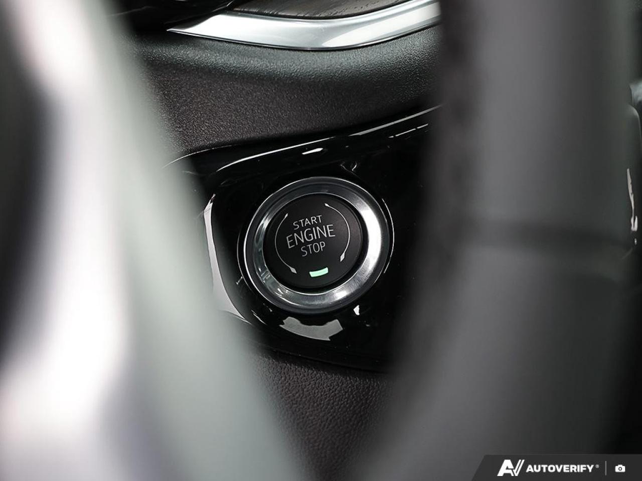 2026 GMC Sierra 1500 Crew Cab Short Box 4-Wheel Drive SLT Photo