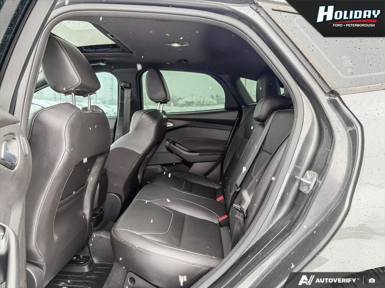 2018 Ford Focus ST Photo