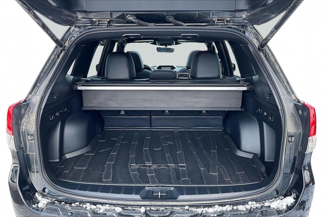 2024 Subaru Forester WILDERNESS AWD   HEATED SEAT/STEER   PANO SUNROOF Photo