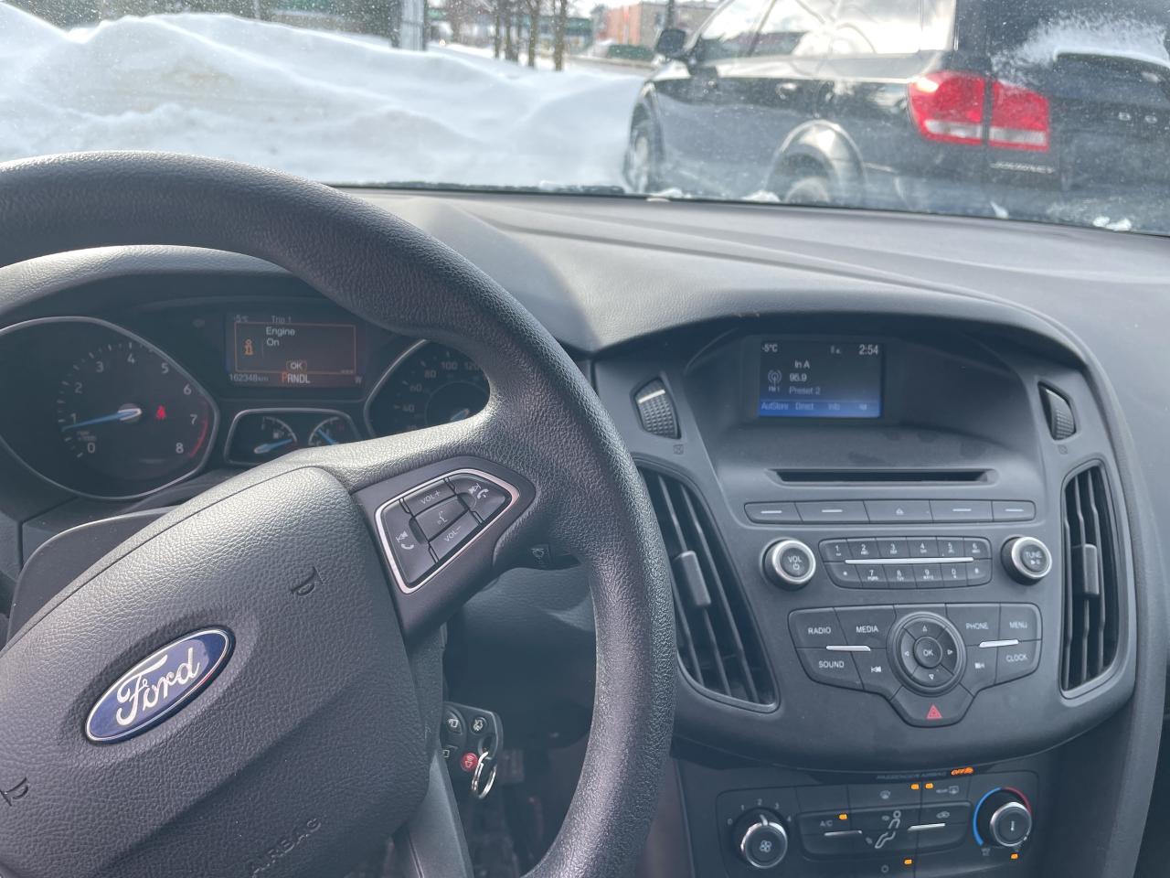 2016 Ford Focus SE Photo