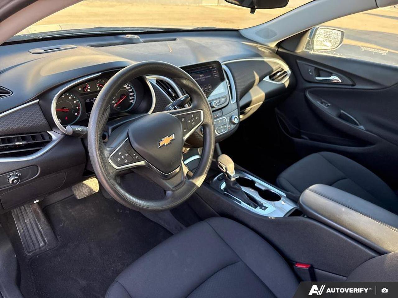 2024 Chevrolet Malibu 1LT   CARPLAY   REMOTE START   6.7L/100km Photo