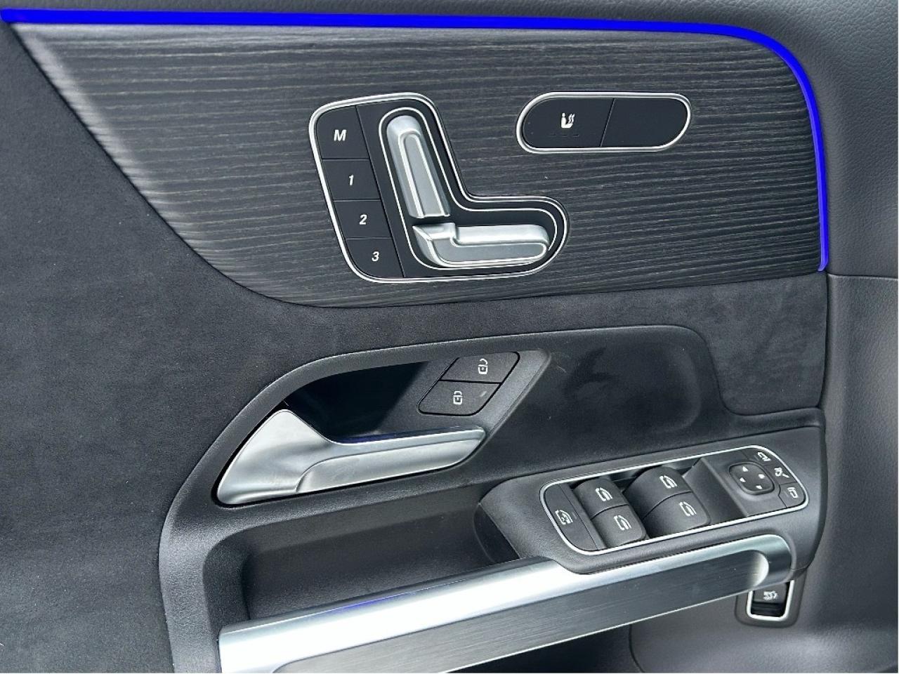 2026 Mercedes-Benz GLB 250 4MATIC Photo