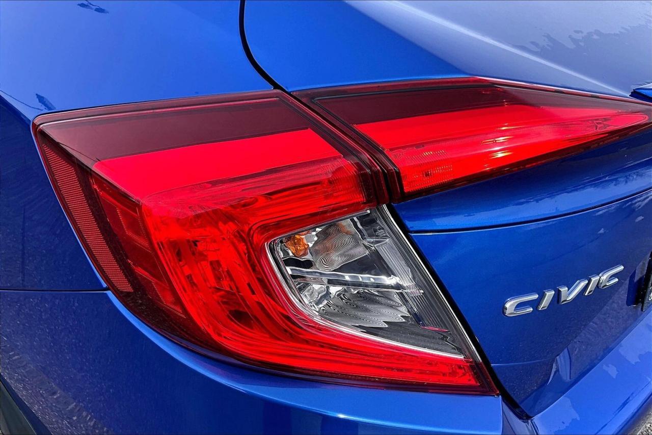 2019 Honda Civic Sedan TOURING   FULLY LOADED!   LEATHER   SUNROOF   NAVI Photo