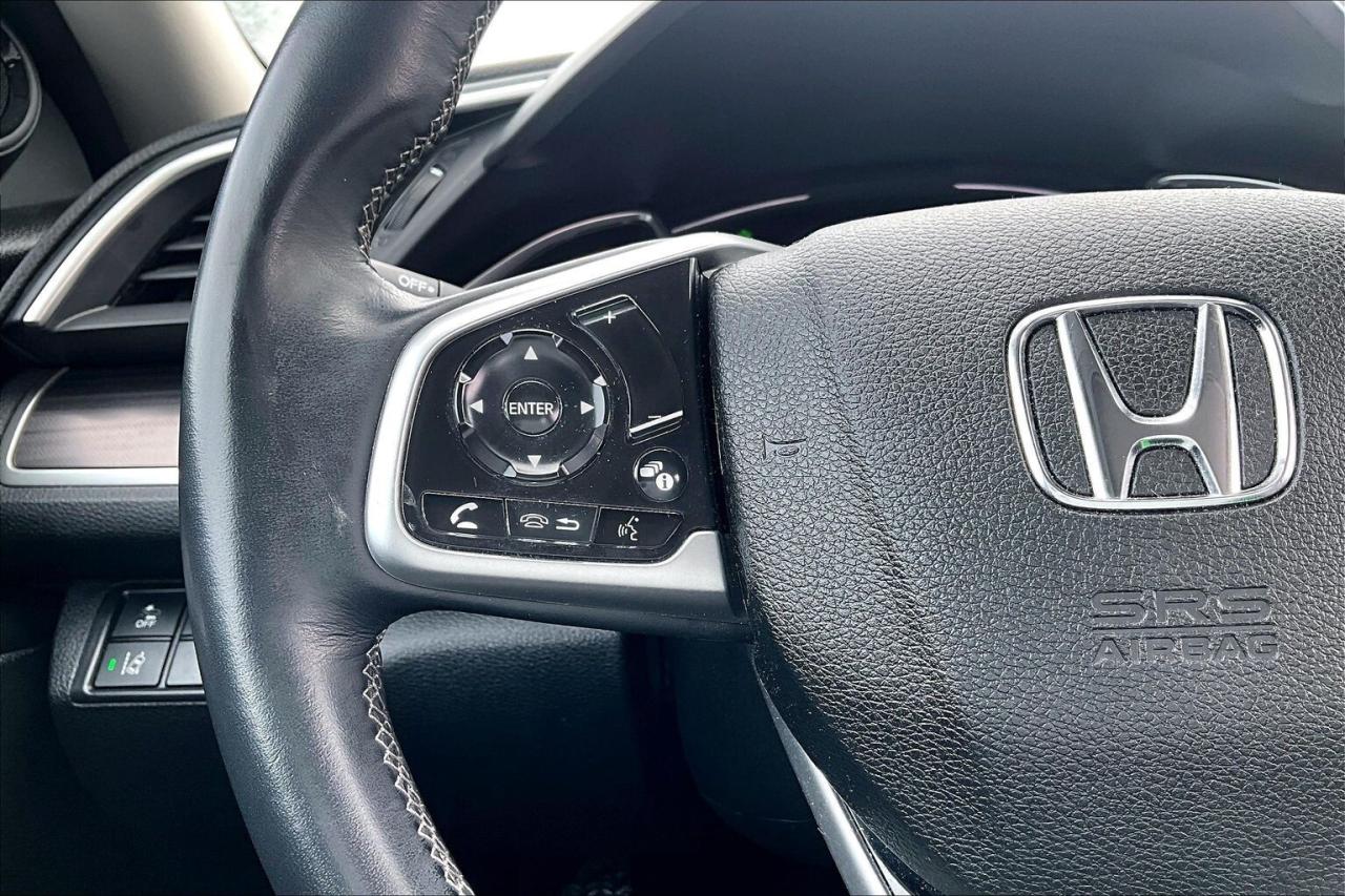 2019 Honda Civic Sedan TOURING   FULLY LOADED!   LEATHER   SUNROOF   NAVI Photo