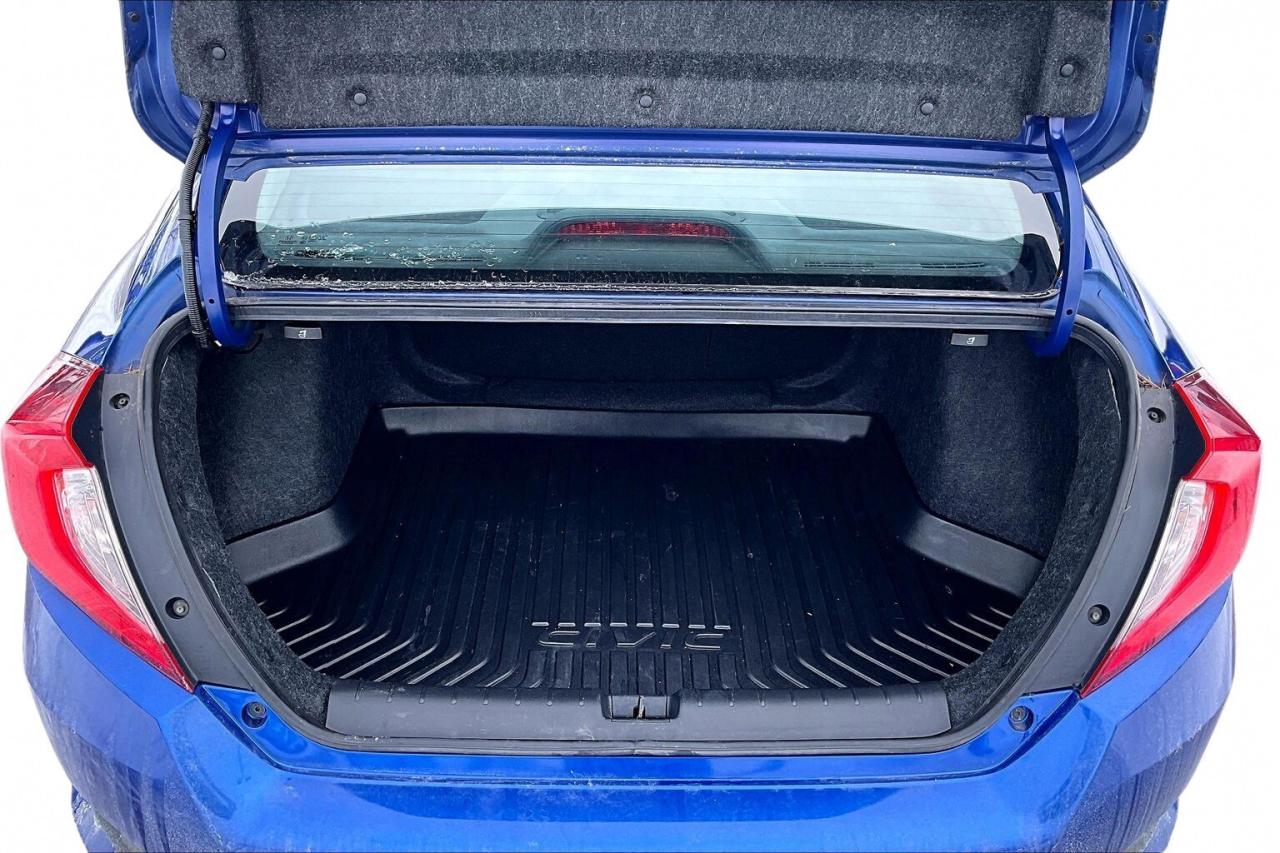 2019 Honda Civic Sedan TOURING   FULLY LOADED!   LEATHER   SUNROOF   NAVI Photo