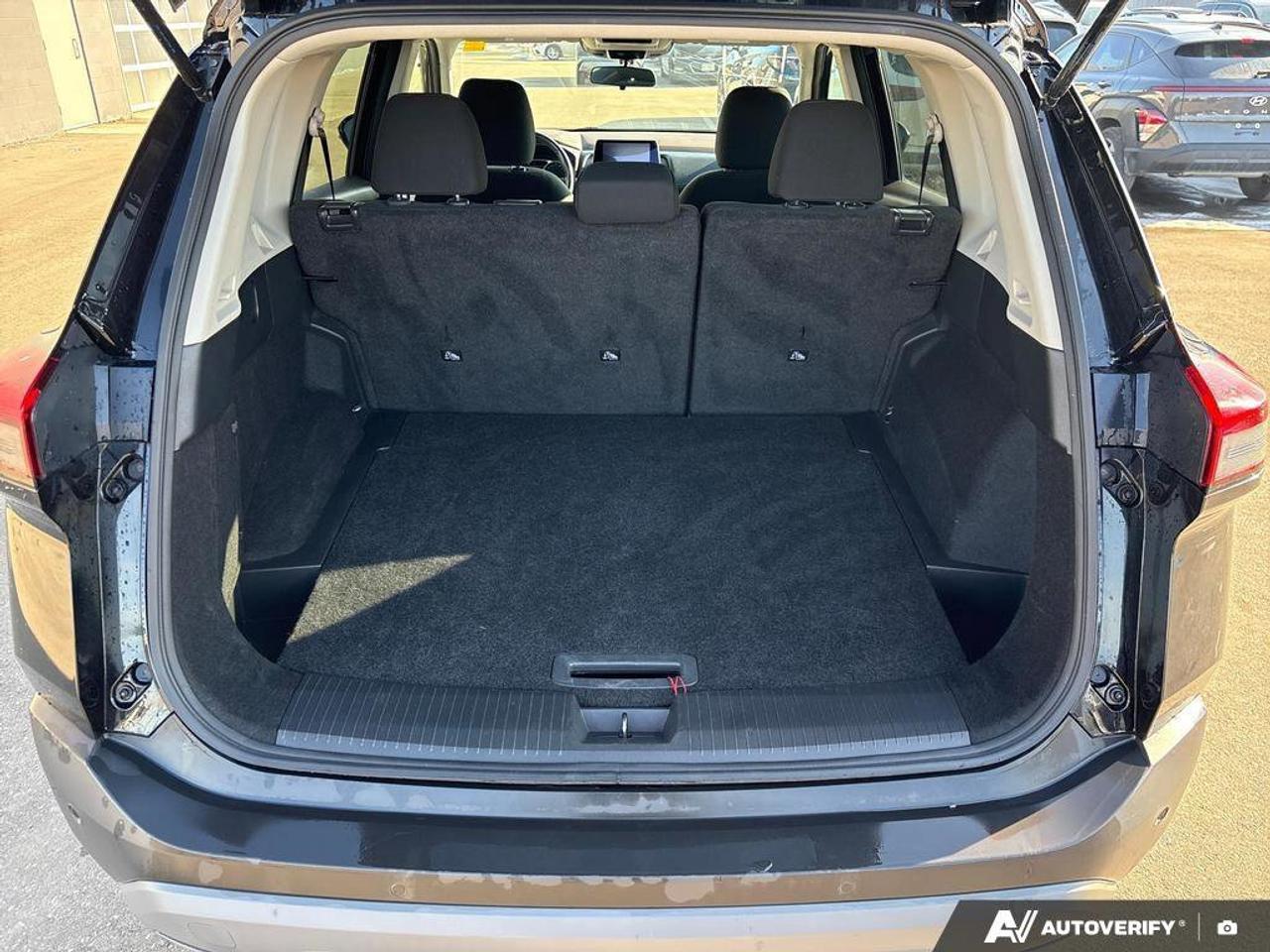 2023 Nissan Rogue S AWD   NO ACCIDENTS   CARPLAY   HEATED SEATS Photo