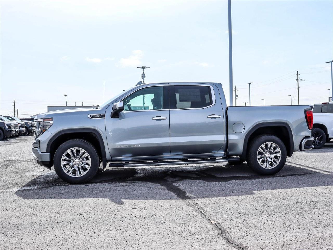 2026 GMC Sierra 1500 Crew Cab Short Box 4-Wheel Drive Denali Photo2