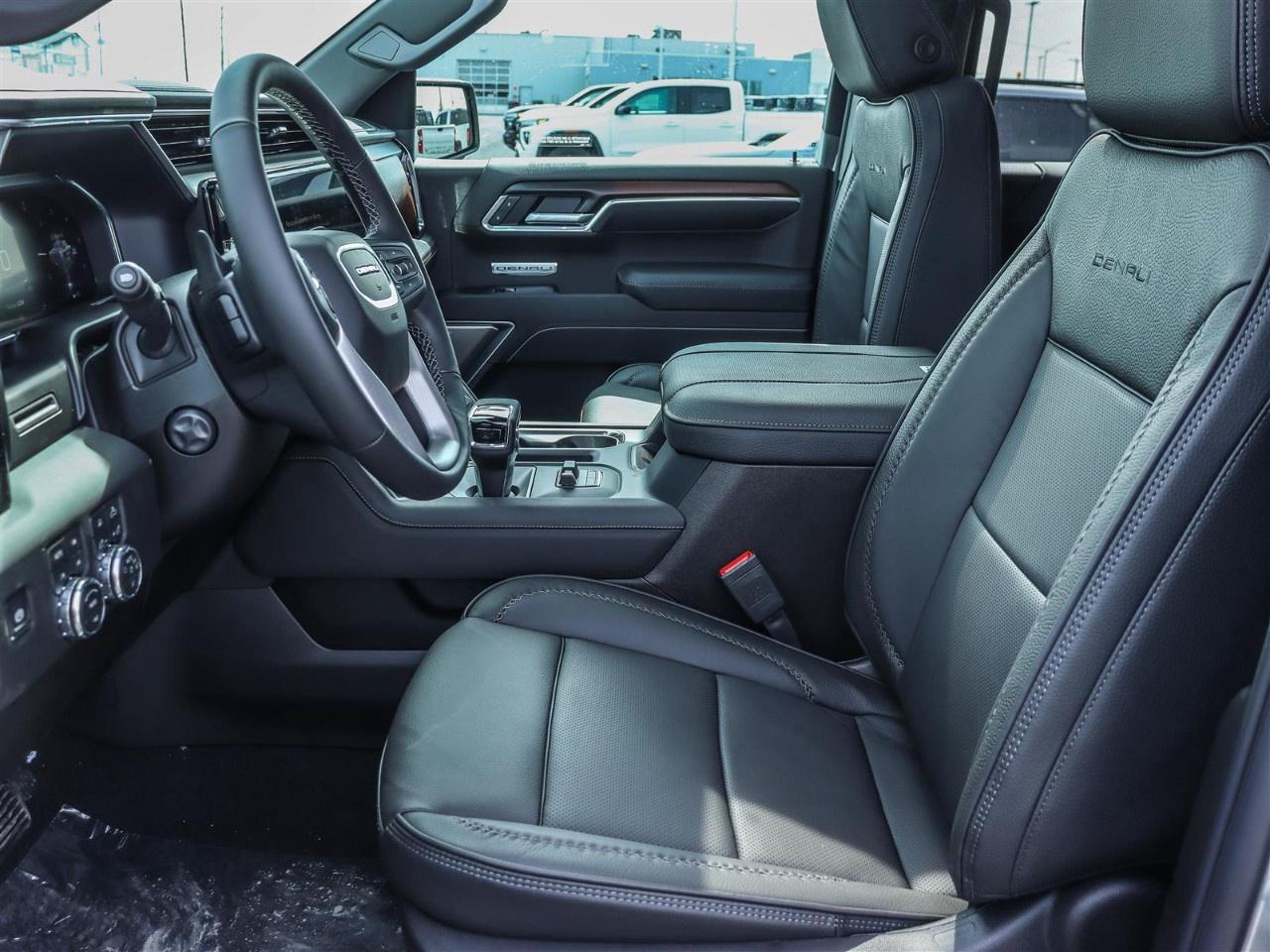 2026 GMC Sierra 1500 Crew Cab Short Box 4-Wheel Drive Denali Photo