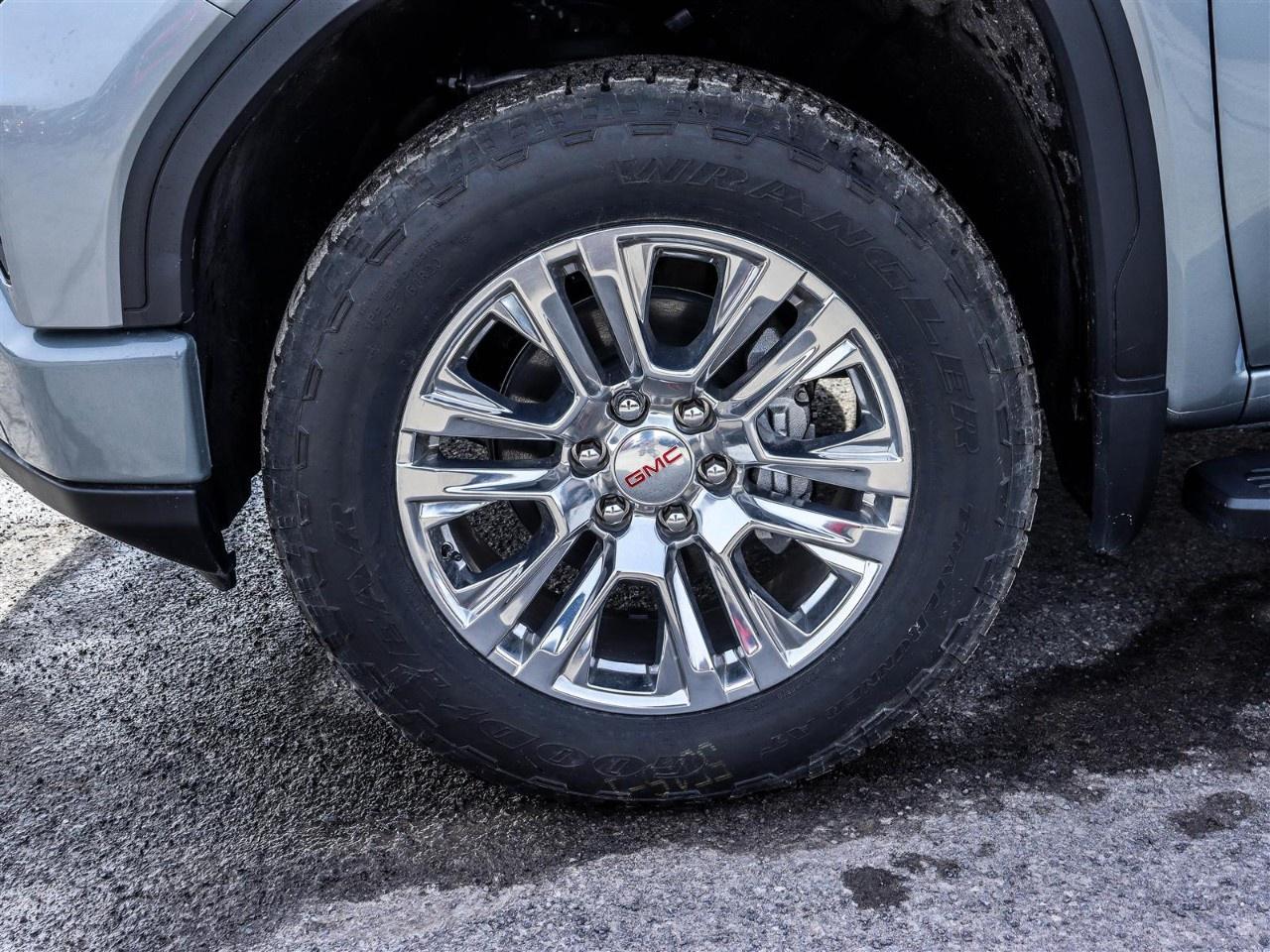 2026 GMC Sierra 1500 Crew Cab Short Box 4-Wheel Drive Denali Photo