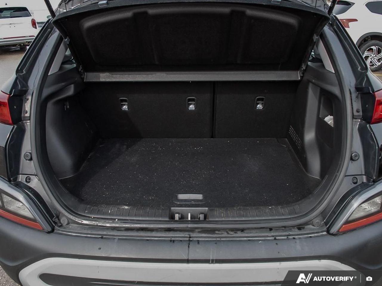 2022 Hyundai KONA 2.0L Essential 4dr Front-Wheel Drive Photo