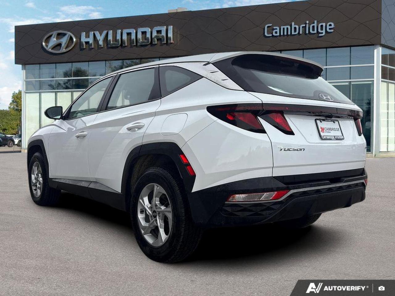 2022 Hyundai Tucson Essential   HEATED SEATS   CARPLAY Photo