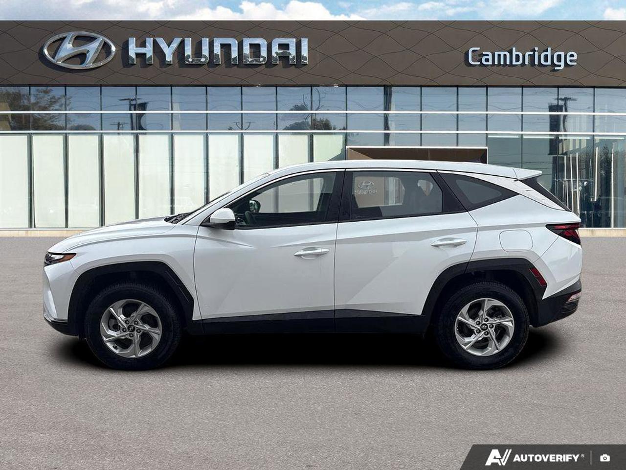 2022 Hyundai Tucson Essential   HEATED SEATS   CARPLAY Photo3