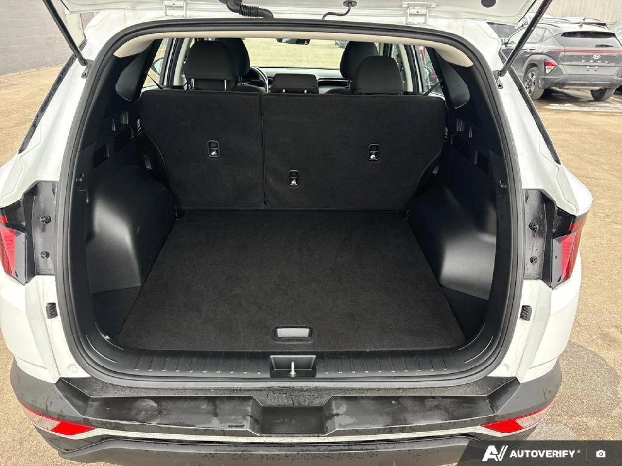 2022 Hyundai Tucson Essential   HEATED SEATS   CARPLAY Photo