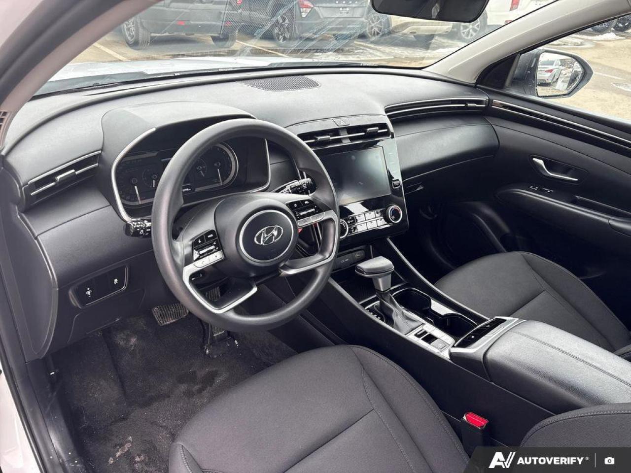 2022 Hyundai Tucson Essential   HEATED SEATS   CARPLAY Photo