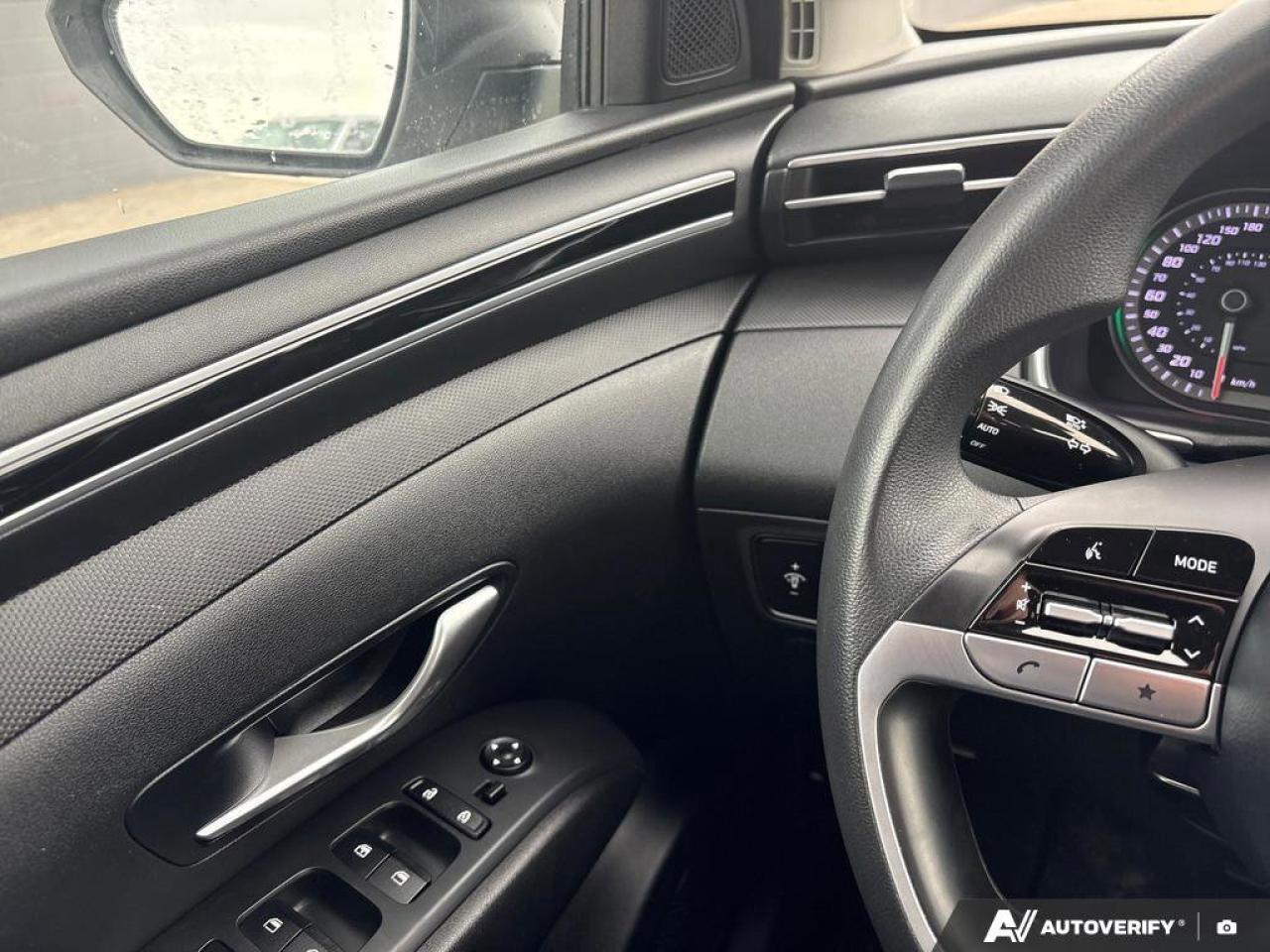 2022 Hyundai Tucson Essential   HEATED SEATS   CARPLAY Photo