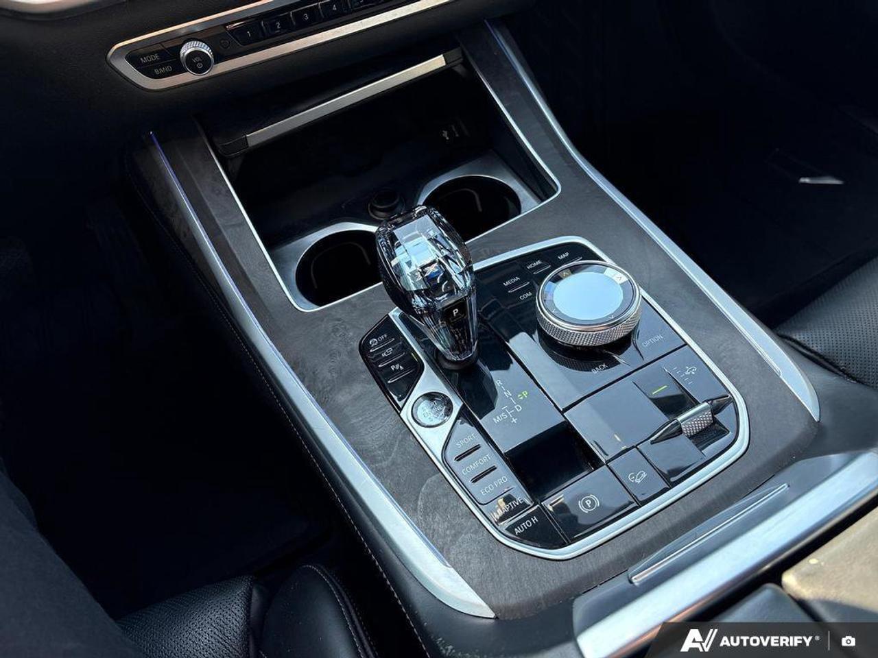 2021 BMW X7 xDrive40i   MERINO   ALCANTARA   9.6L/100KM Photo