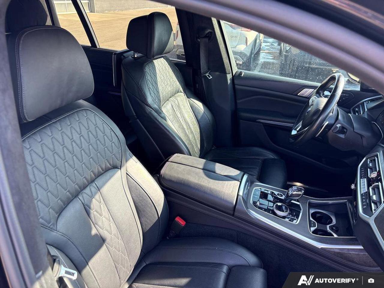 2021 BMW X7 xDrive40i   MERINO   ALCANTARA   9.6L/100KM Photo