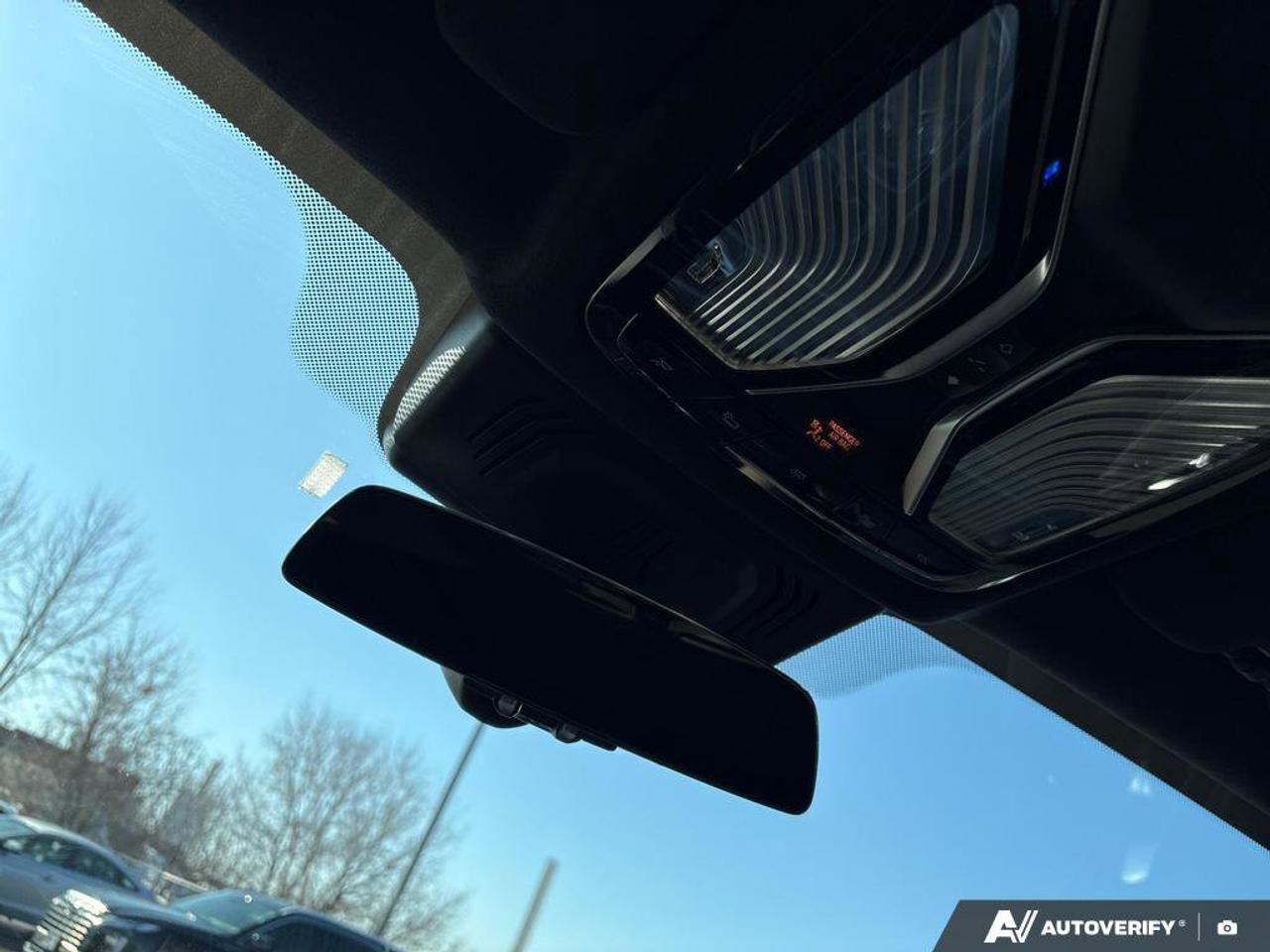 2021 BMW X7 xDrive40i   MERINO   ALCANTARA   9.6L/100KM Photo