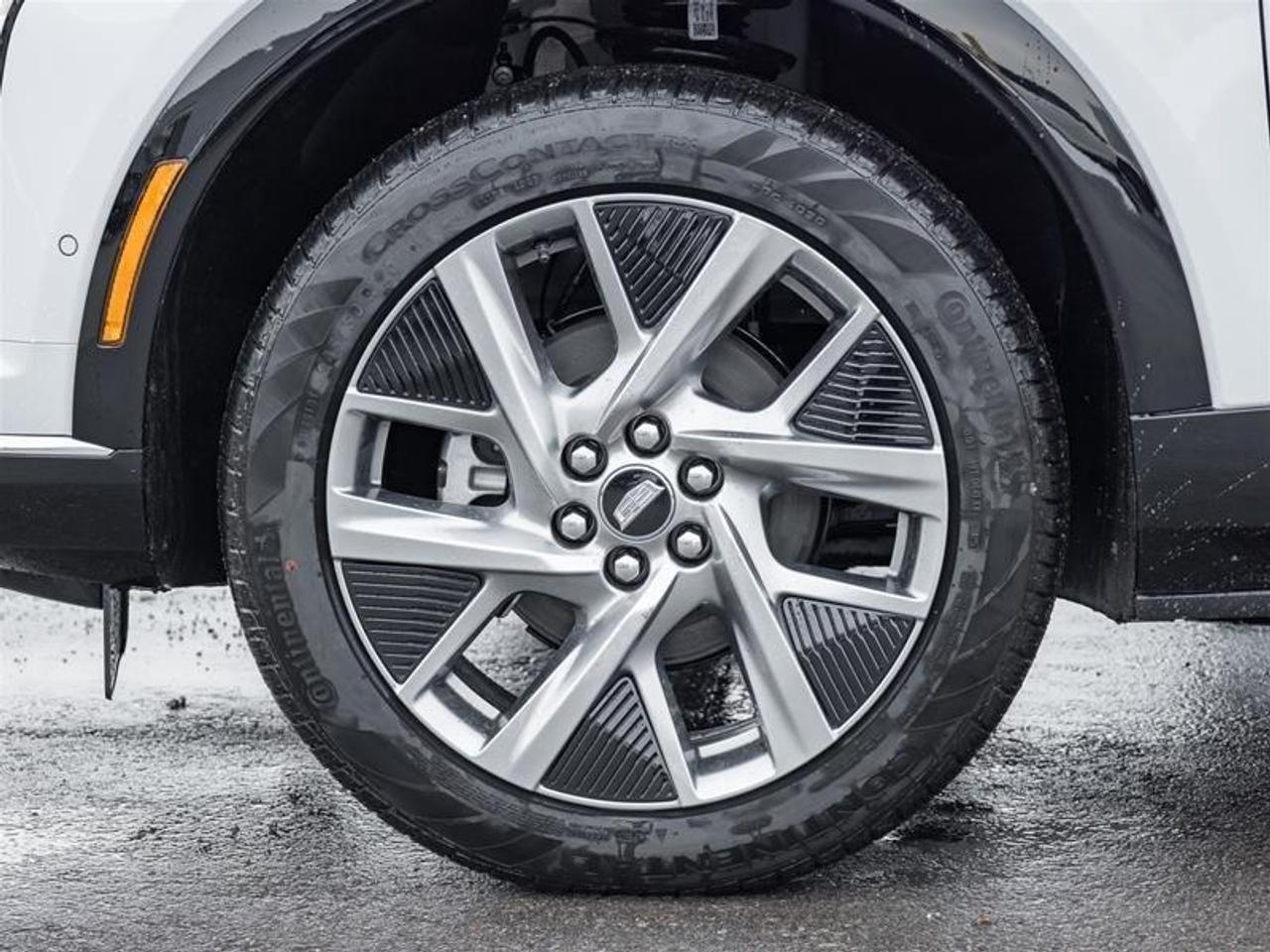 2026 Cadillac OPTIQ Luxury 4dr Photo