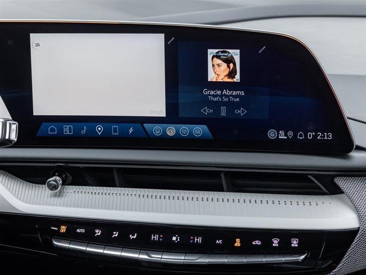 2026 Cadillac OPTIQ Luxury 4dr Photo