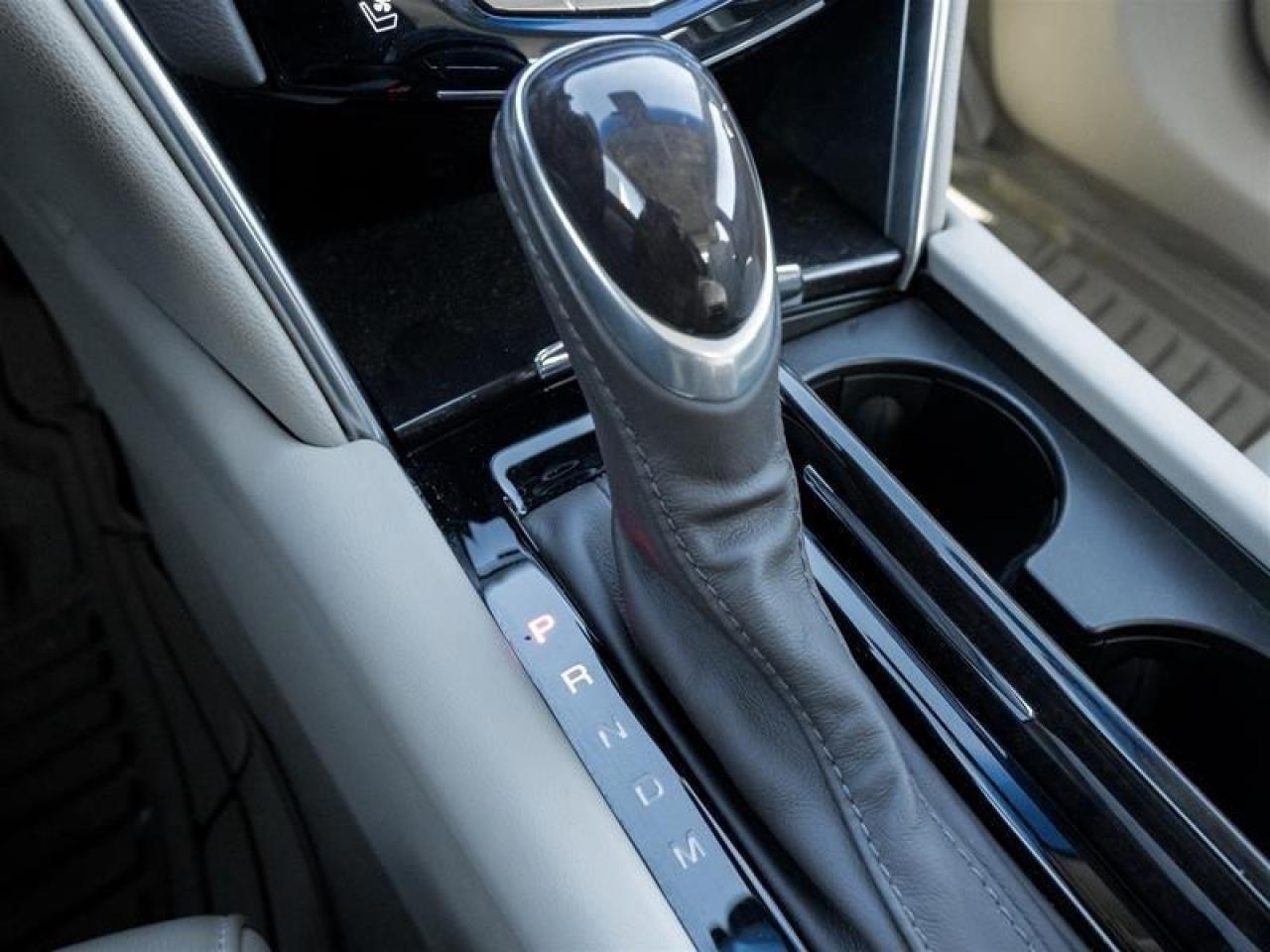 2015 Cadillac XTS Premium 4dr All-Wheel Drive Sedan Photo