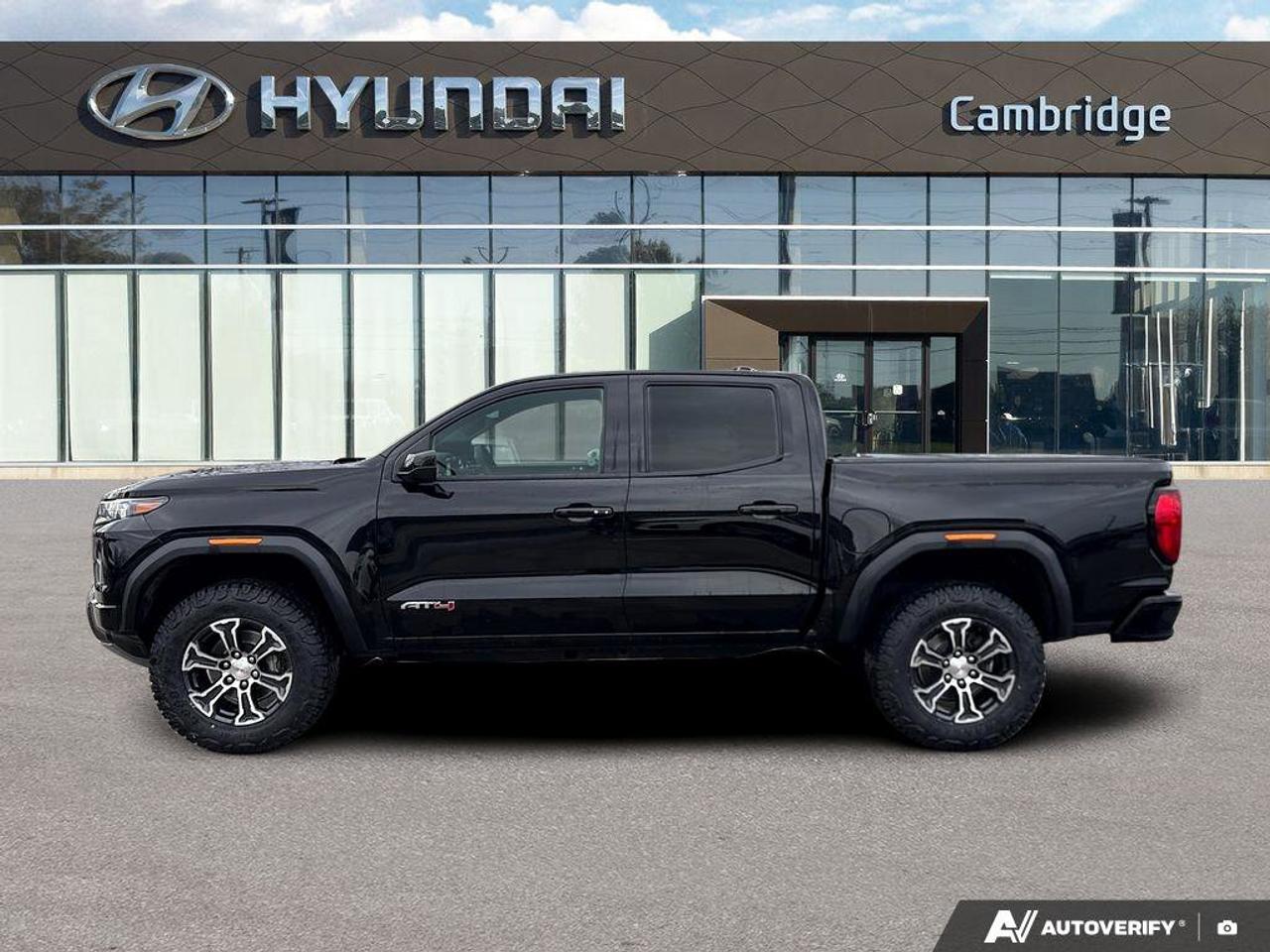 2023 GMC Canyon AT4   NO ACCIDENTS   OFF-ROAD AWD   FACTORY LIFT Photo3