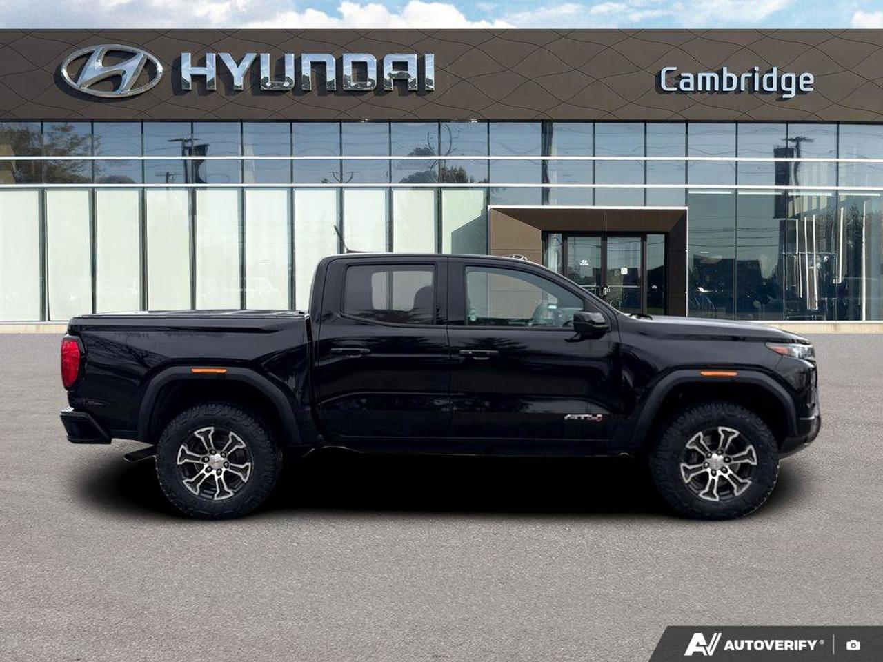 2023 GMC Canyon AT4   NO ACCIDENTS   OFF-ROAD AWD   FACTORY LIFT Photo