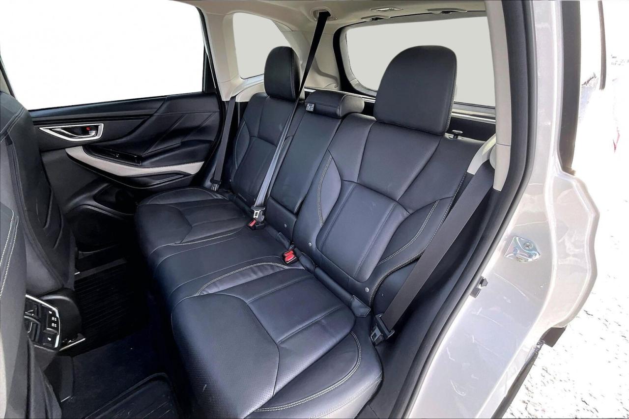 2024 Subaru Forester LIMITED AWD   NAVIGATION   LEATHER   PANO SUNROOF Photo