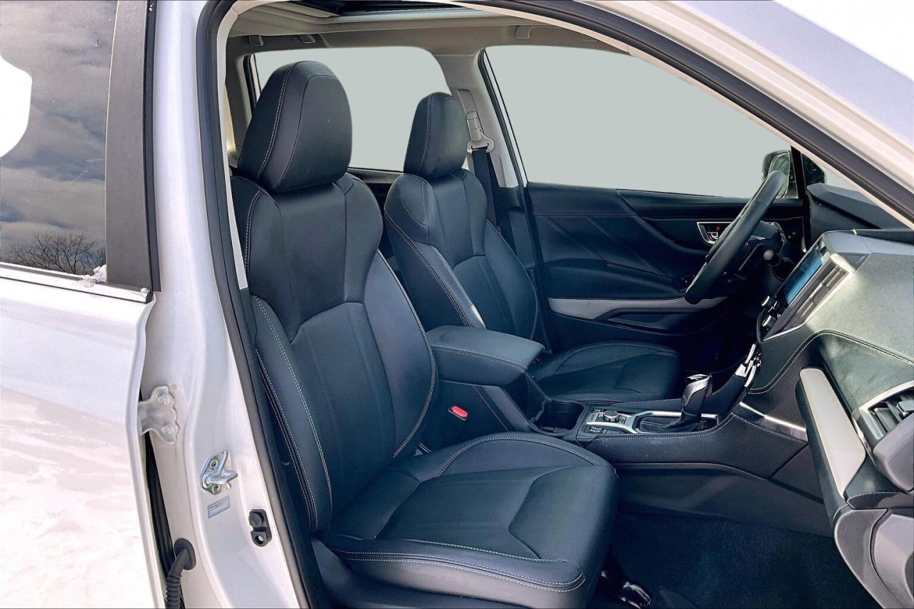 2024 Subaru Forester LIMITED AWD   NAVIGATION   LEATHER   PANO SUNROOF Photo