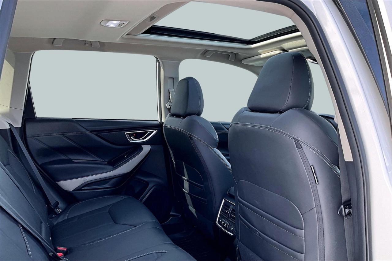 2024 Subaru Forester LIMITED AWD   NAVIGATION   LEATHER   PANO SUNROOF Photo