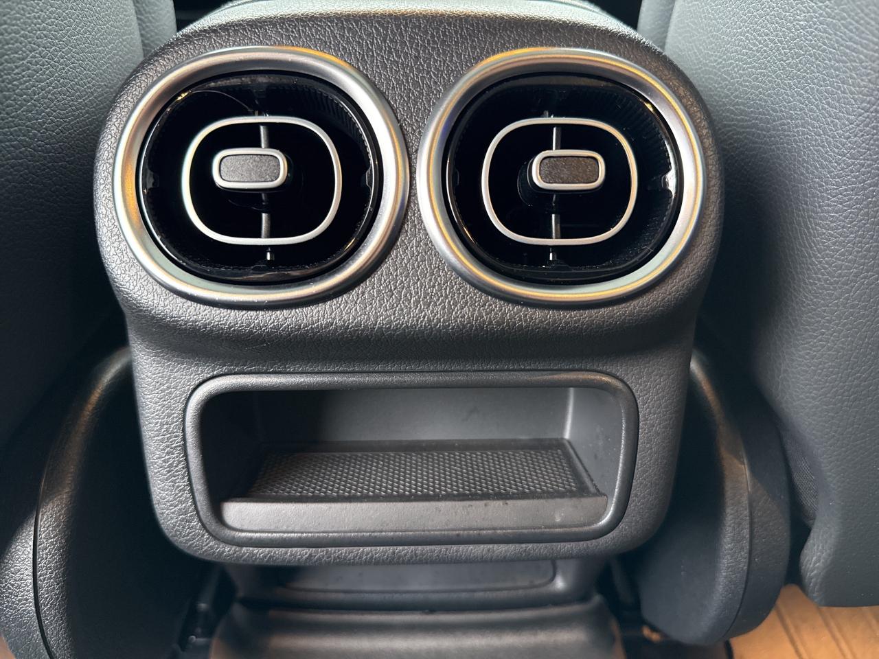 2024 Mercedes-Benz GLC GLC 300 4MATIC SUV Photo