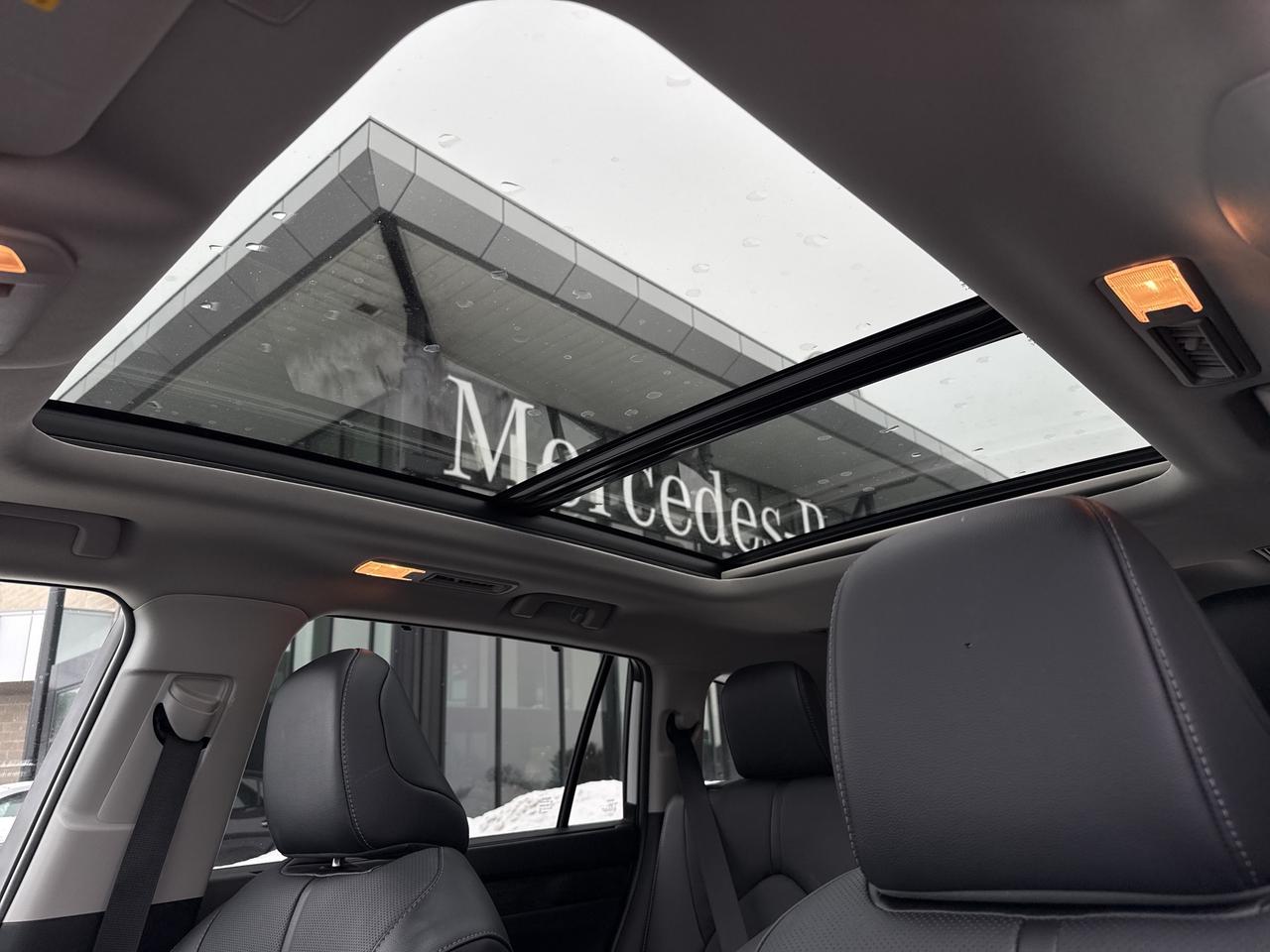 2024 Toyota Highlander Hybrid  Photo