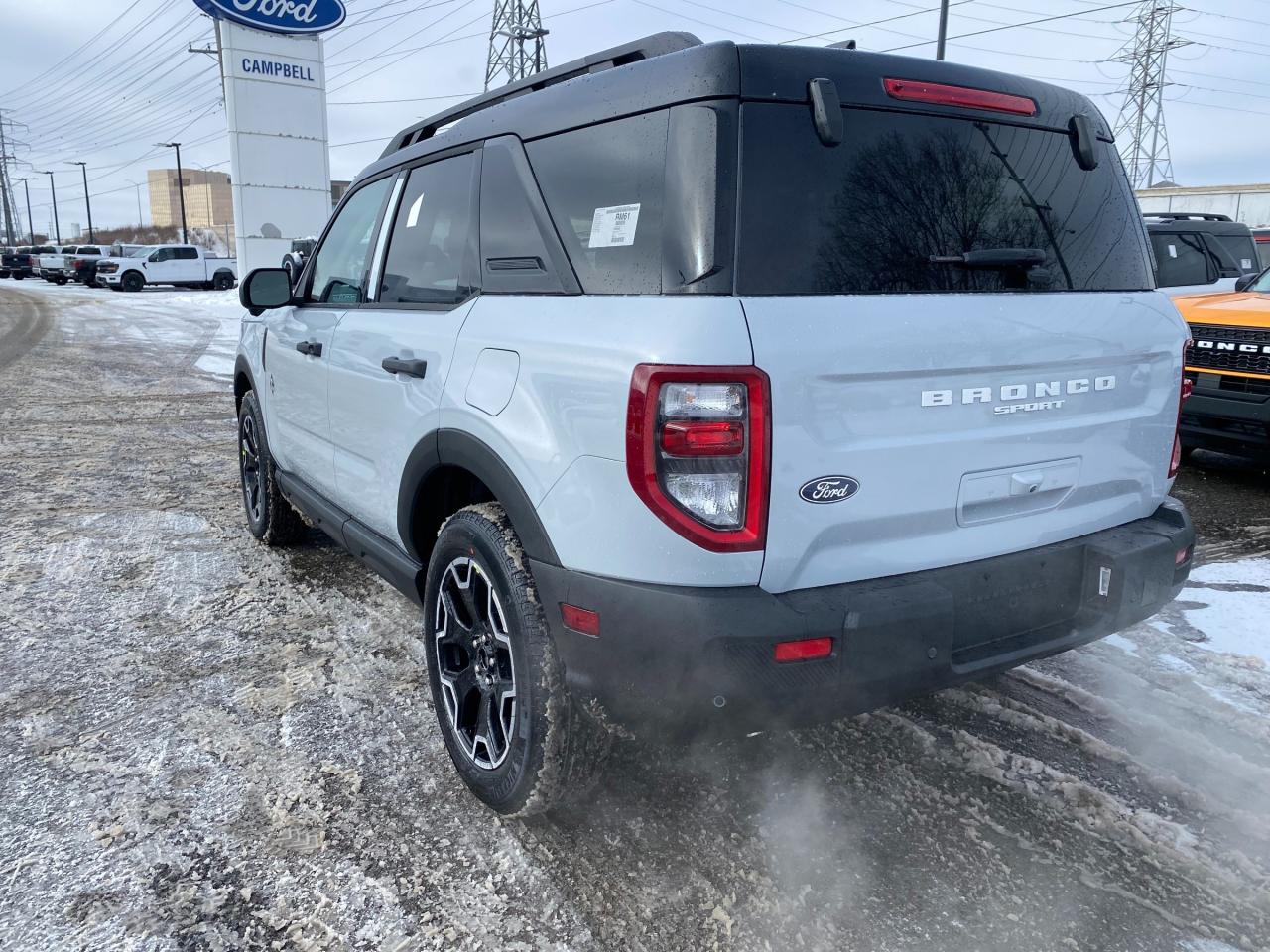 2026 Ford Bronco Sport Outer Banks 4dr 4x4 Photo3