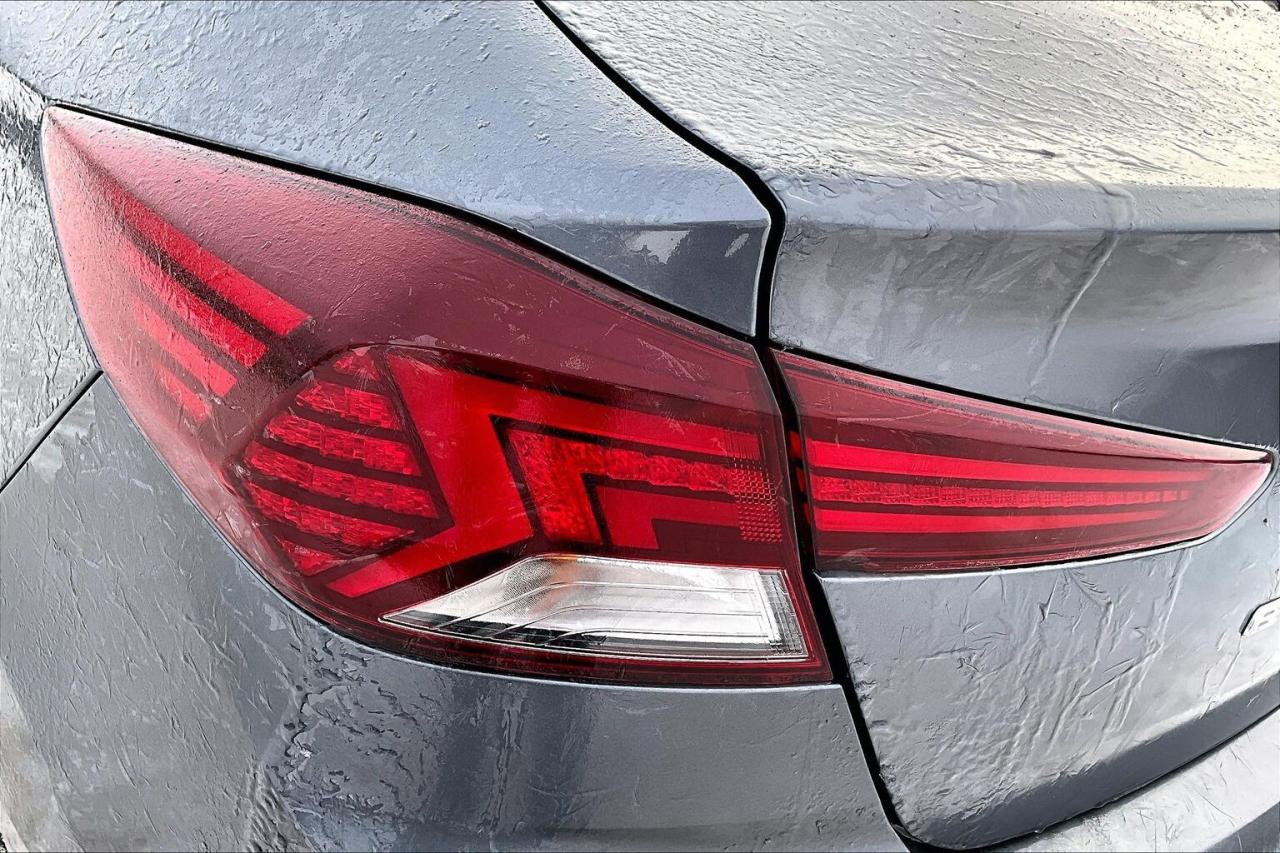 2019 Hyundai Elantra SPORT MANUAL   ONE OWNER   NO ACCIDENT Photo