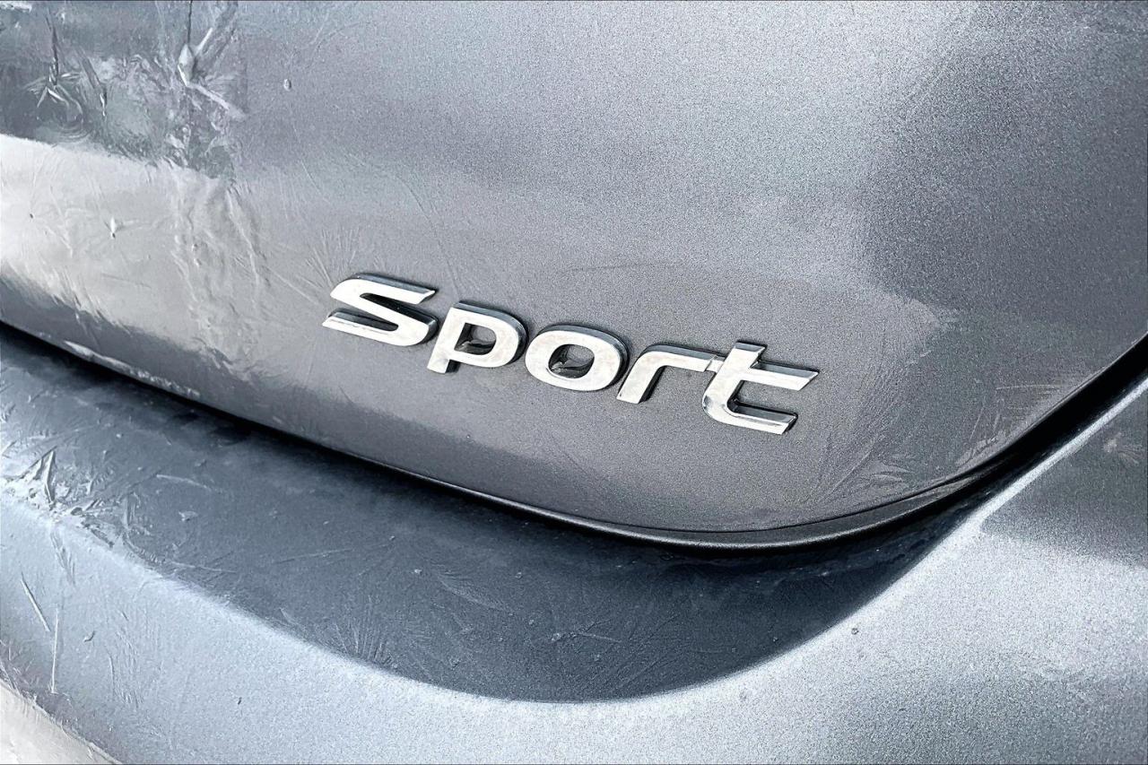 2019 Hyundai Elantra SPORT MANUAL   ONE OWNER   NO ACCIDENT Photo