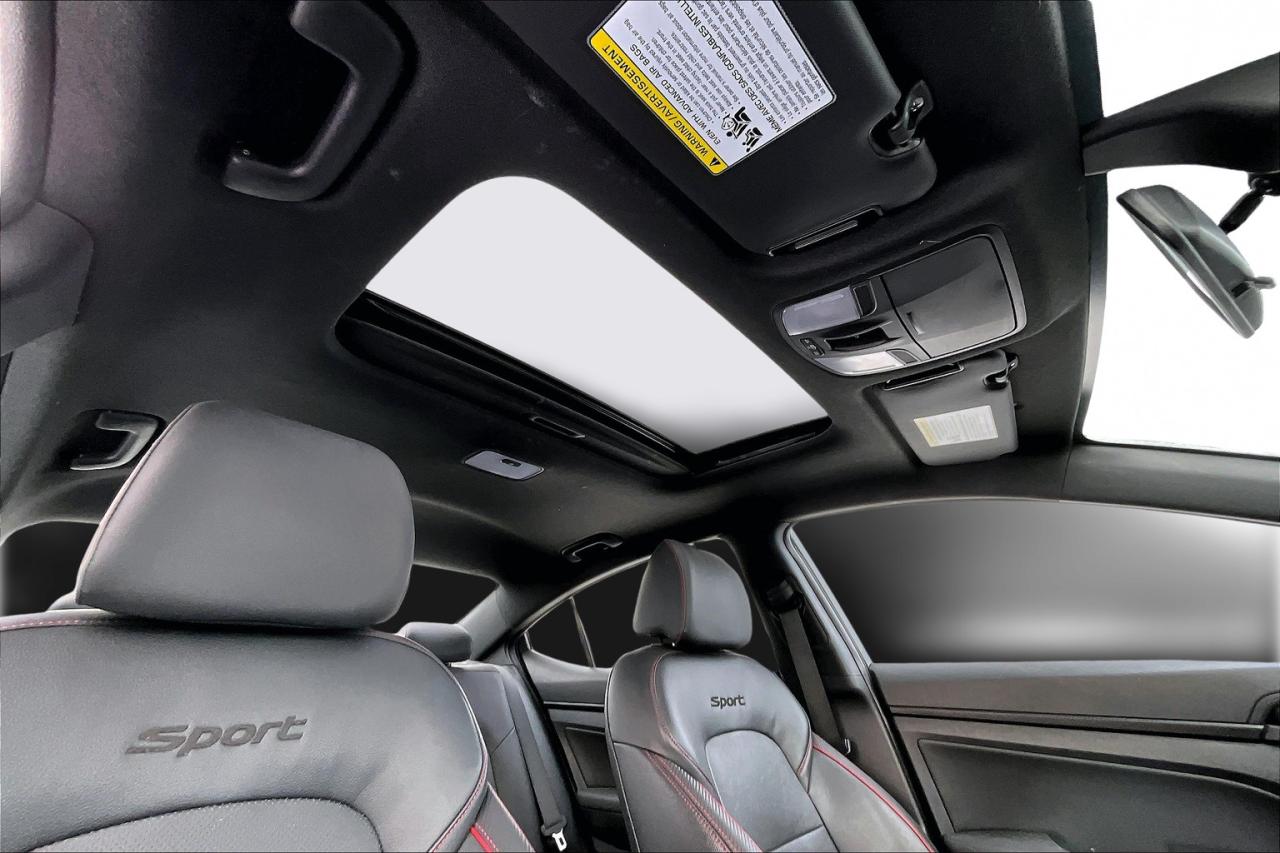 2019 Hyundai Elantra SPORT MANUAL   ONE OWNER   NO ACCIDENT Photo