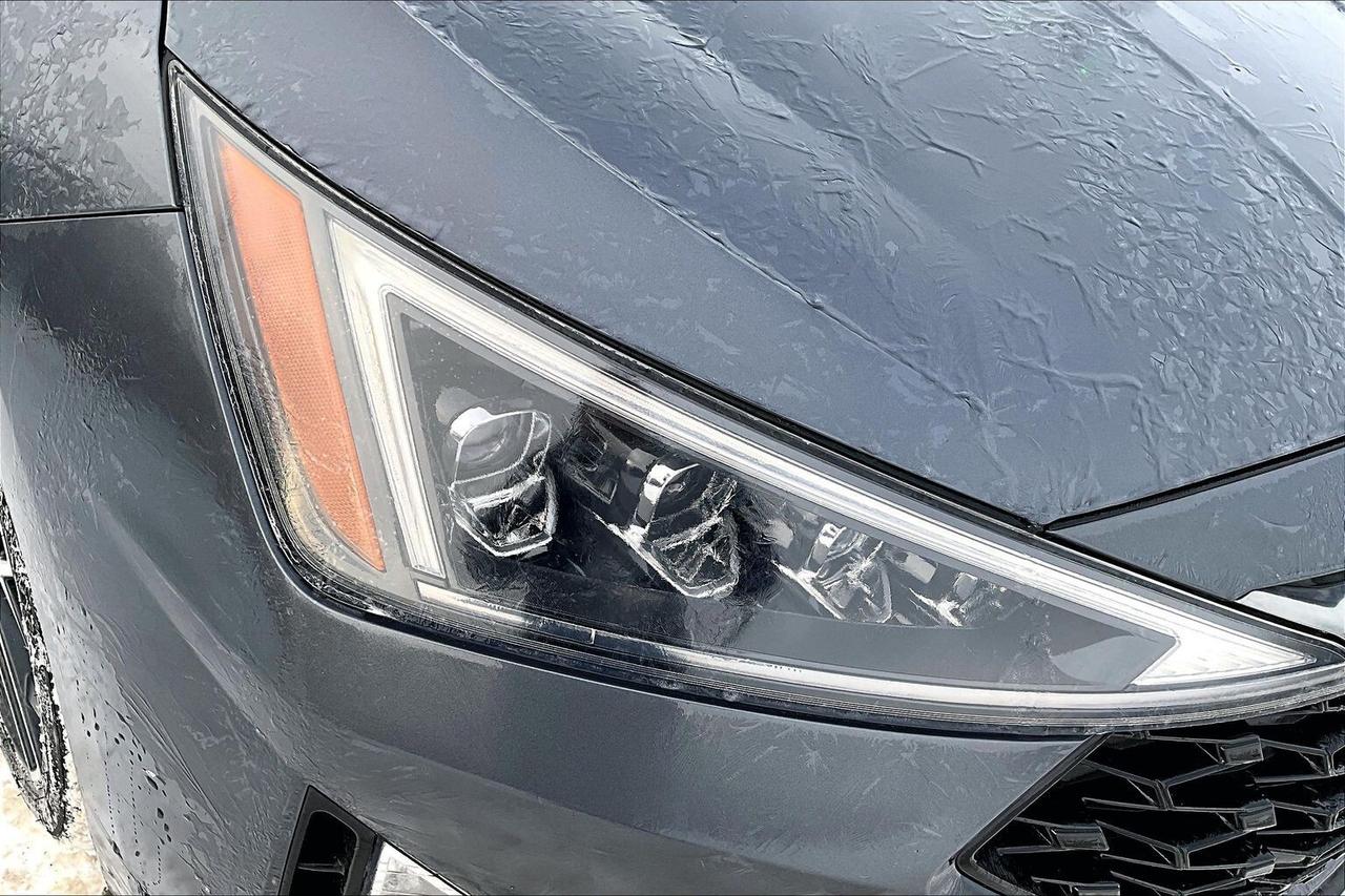 2019 Hyundai Elantra SPORT MANUAL   ONE OWNER   NO ACCIDENT Photo