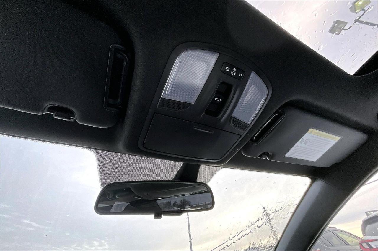 2019 Hyundai Elantra SPORT MANUAL   ONE OWNER   NO ACCIDENT Photo