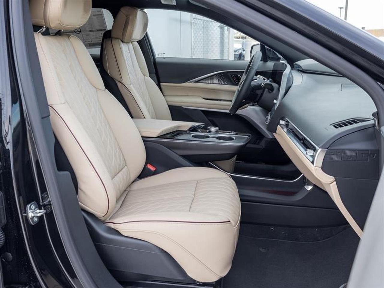 2026 Cadillac LYRIQ Signature Sport 4dr Photo