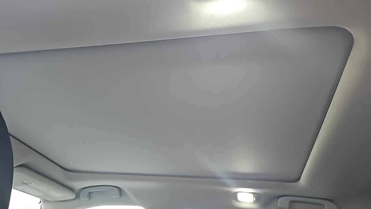 2015 Nissan Rogue FWD 4dr SV/Key Less Entry/Rear View Camera/Panoram Photo