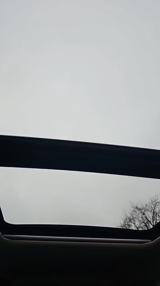 2015 Nissan Rogue FWD 4dr SV/Key Less Entry/Rear View Camera/Panoram Photo