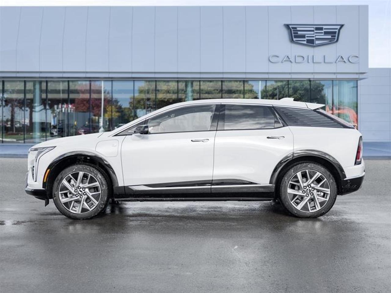 2026 Cadillac OPTIQ Luxury 4dr Photo