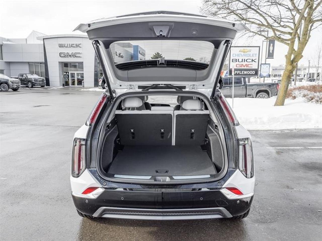 2026 Cadillac OPTIQ Luxury 4dr Photo