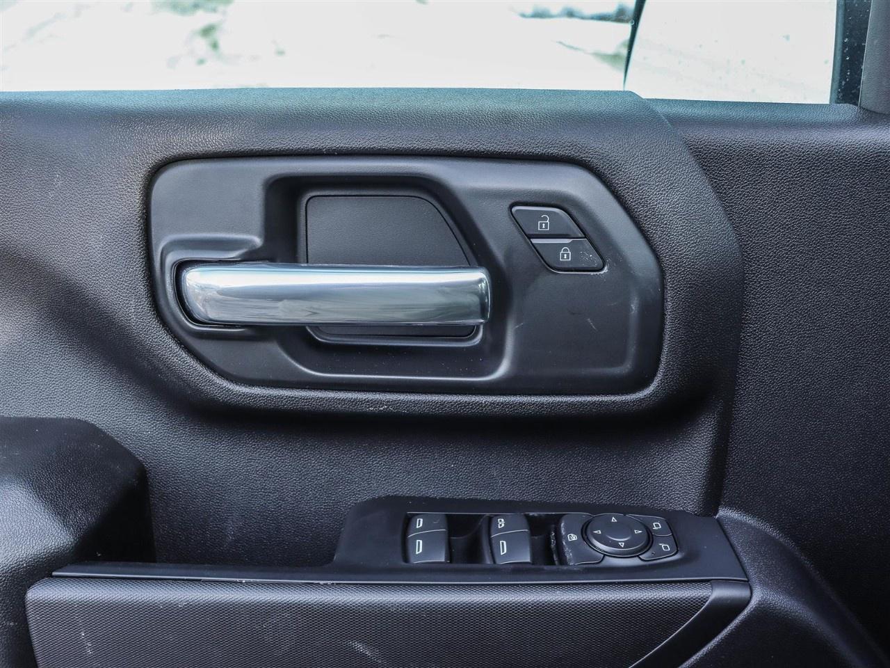 2026 Chevrolet SILVERADO 2500HD 4WD Crew Cab Long Box Work Truck Photo