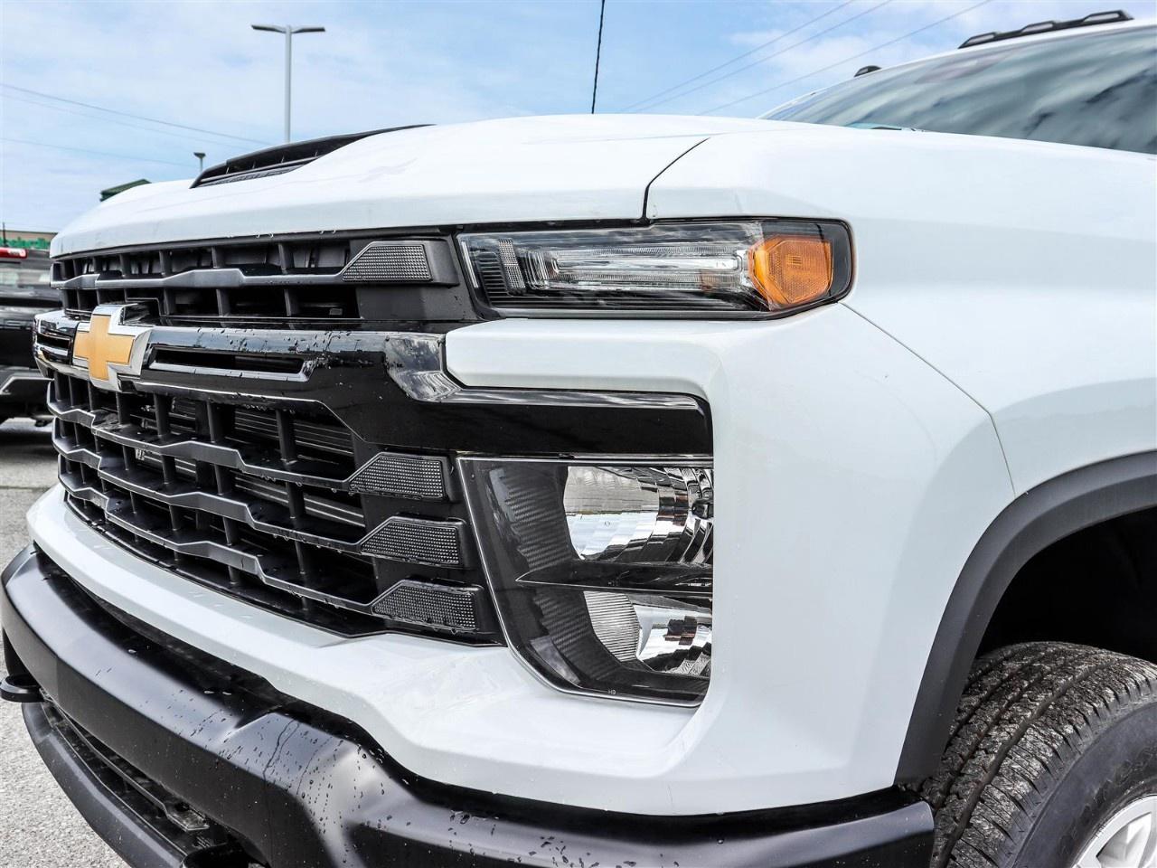 2026 Chevrolet SILVERADO 2500HD 4WD Crew Cab Long Box Work Truck Photo
