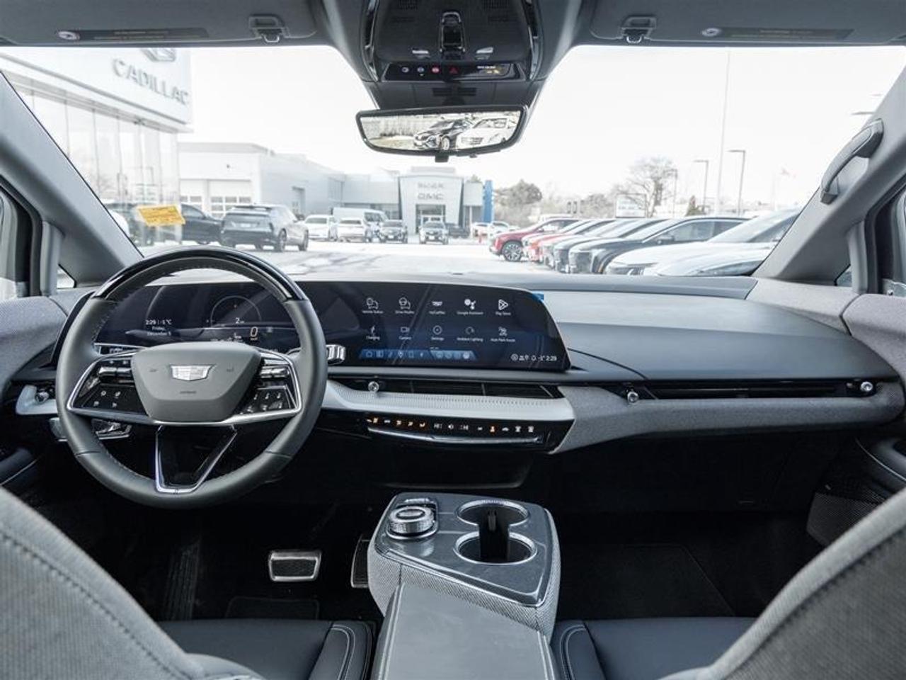 2026 Cadillac OPTIQ Sport 4dr Photo